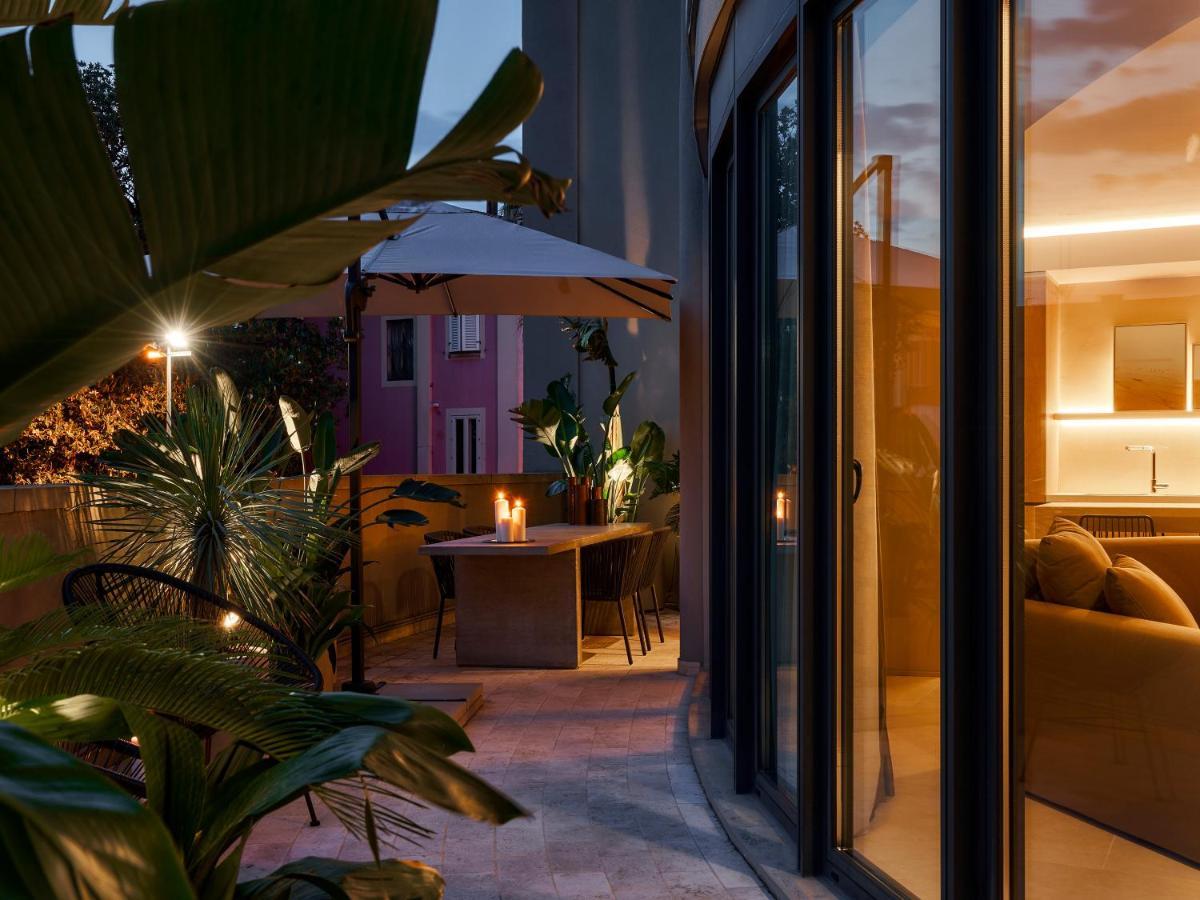 Le Residenze By Victoria Palace Cattolica Buitenkant foto