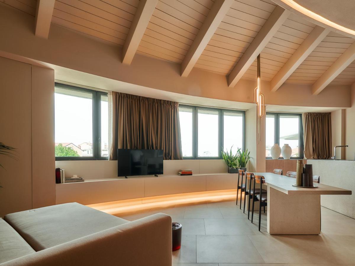Le Residenze By Victoria Palace Cattolica Buitenkant foto