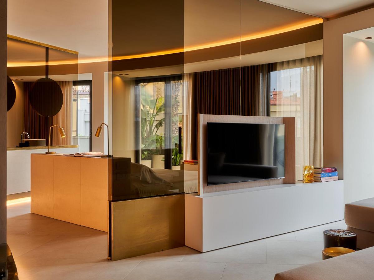 Le Residenze By Victoria Palace Cattolica Buitenkant foto