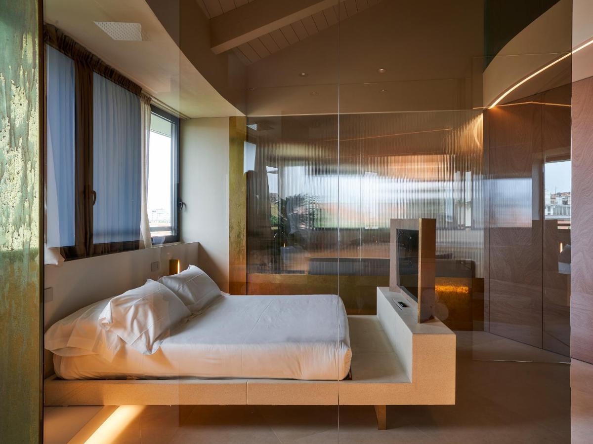 Le Residenze By Victoria Palace Cattolica Buitenkant foto